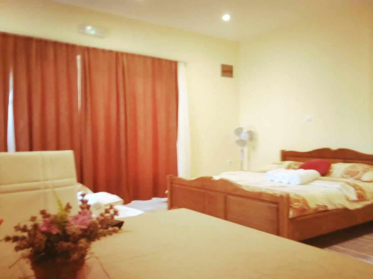 Guest House First Stop Раковица Экстерьер фото
